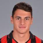https://img.heibaitiyuz.com.cn/img/football/player/c45df1c7b13f43fc95b152dbada81e66.png